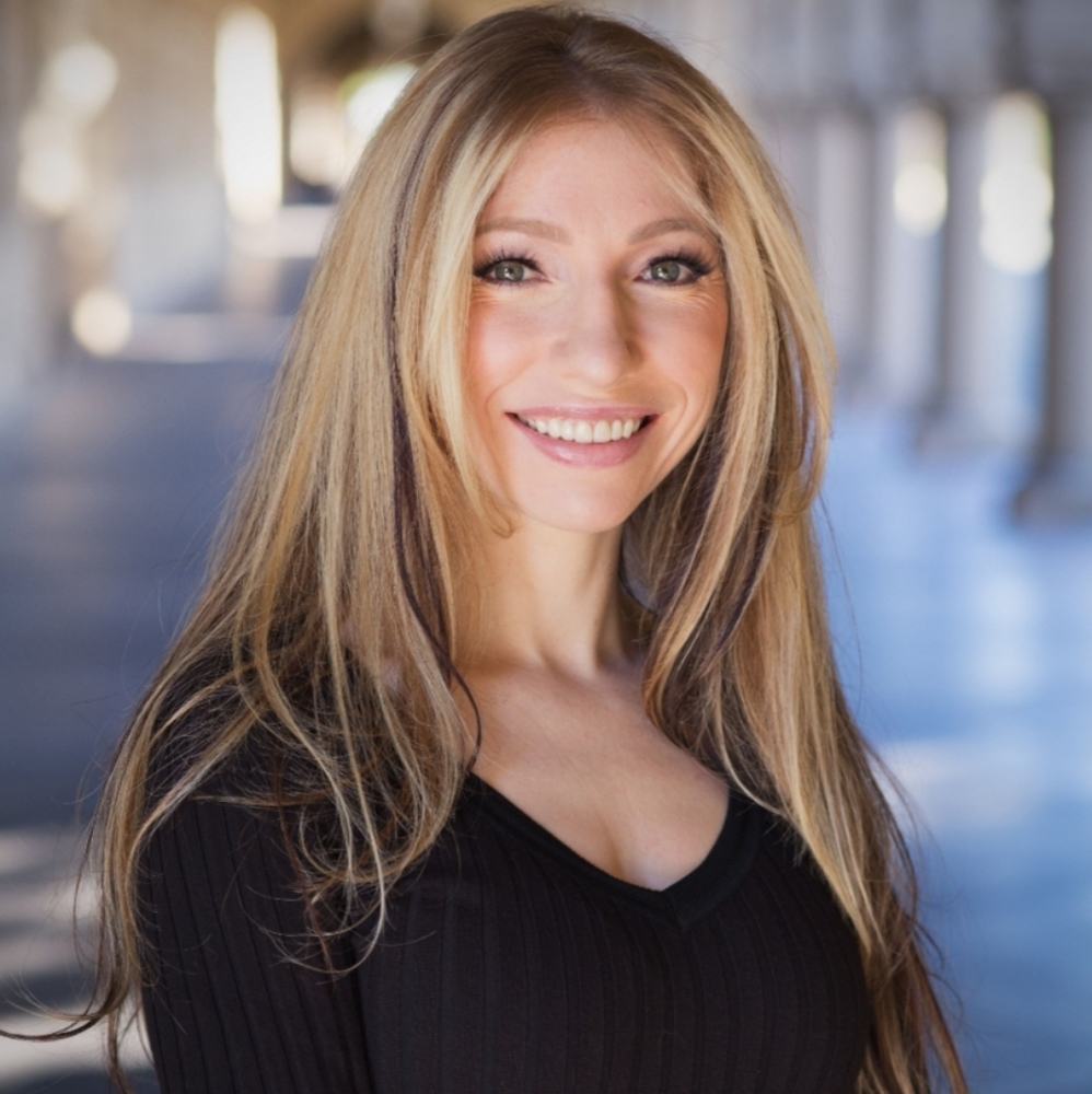 Meet your Posher, Alexandra